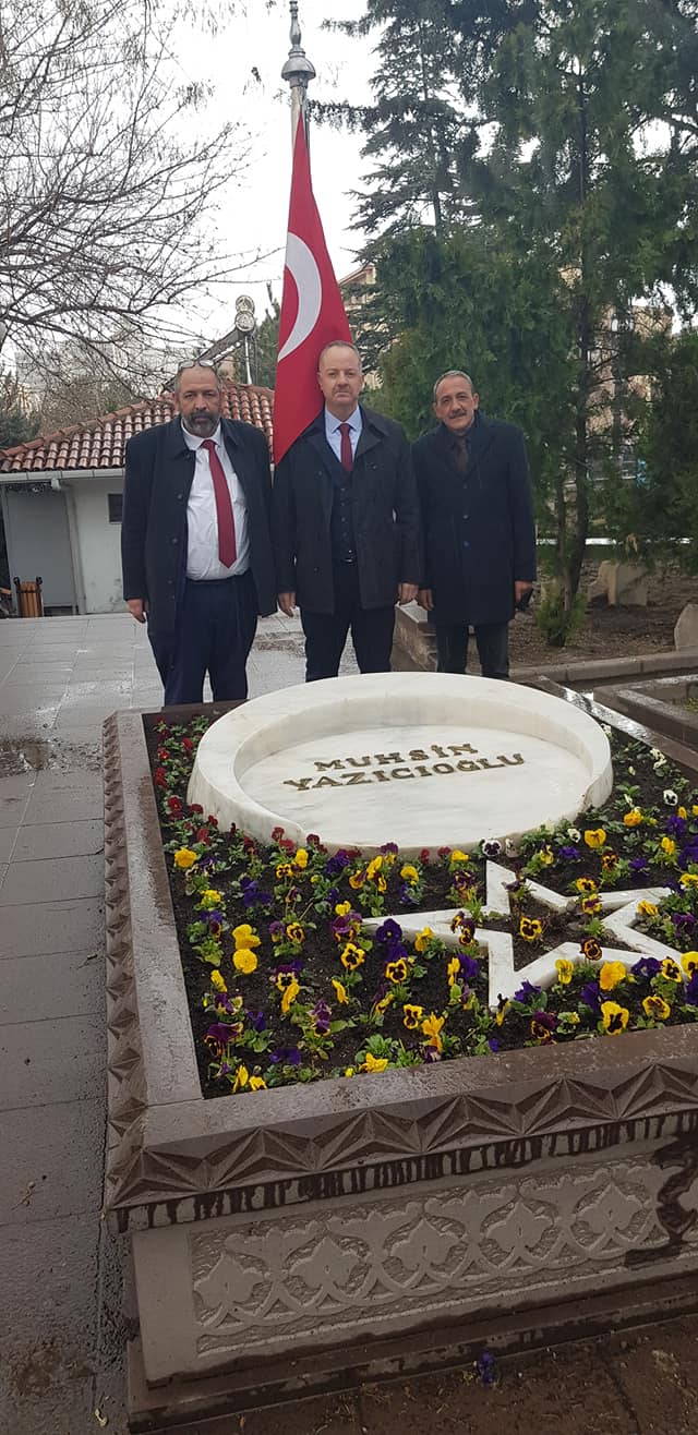 Büyük Birlik Partisi'nin (BBP) Eskişehir İl Başkanlığında bayrak değişimi yaşandı. Tepebaşı ilçe başkanlığını yürüten Salim Acabay yeni il başkanı olacak.